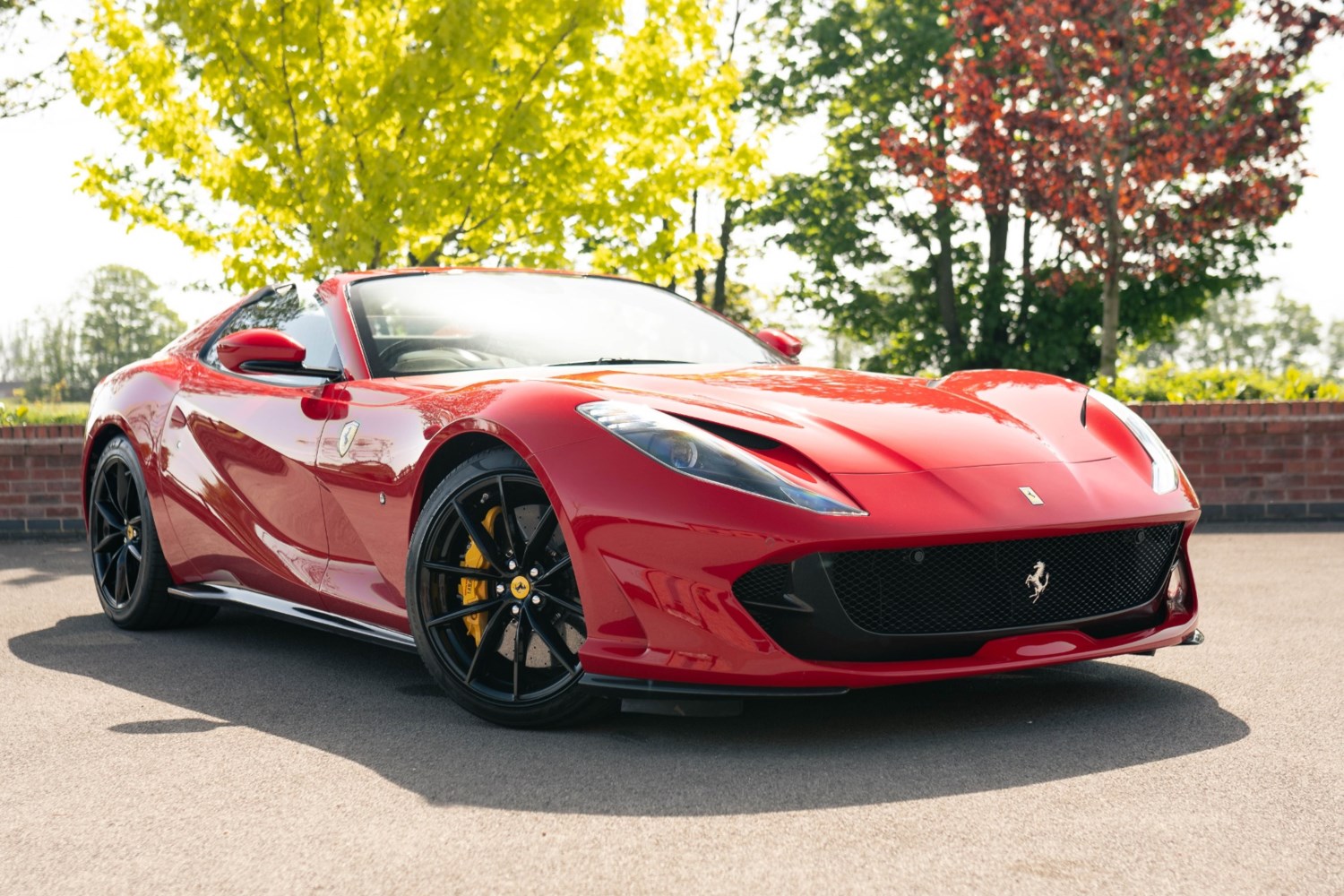 Ferrari 812 Superfast Listing Image