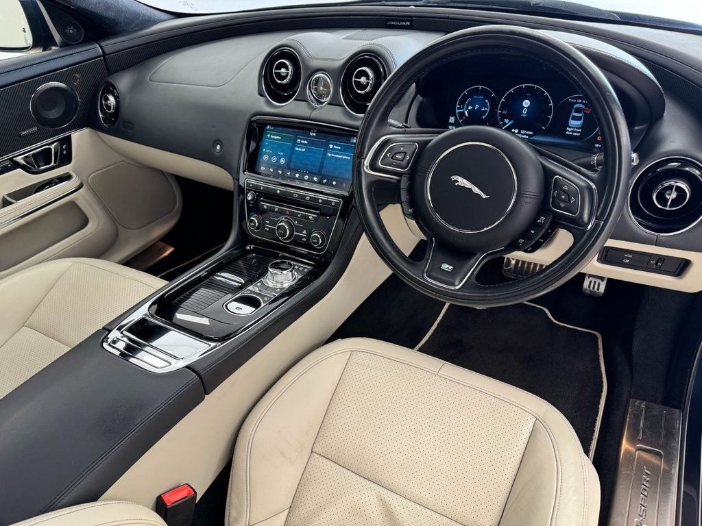 Jaguar XJ Listing Image