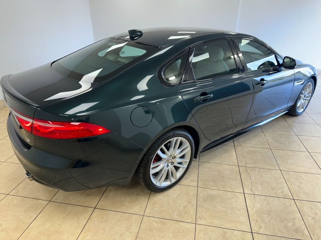 Jaguar XF Listing Image