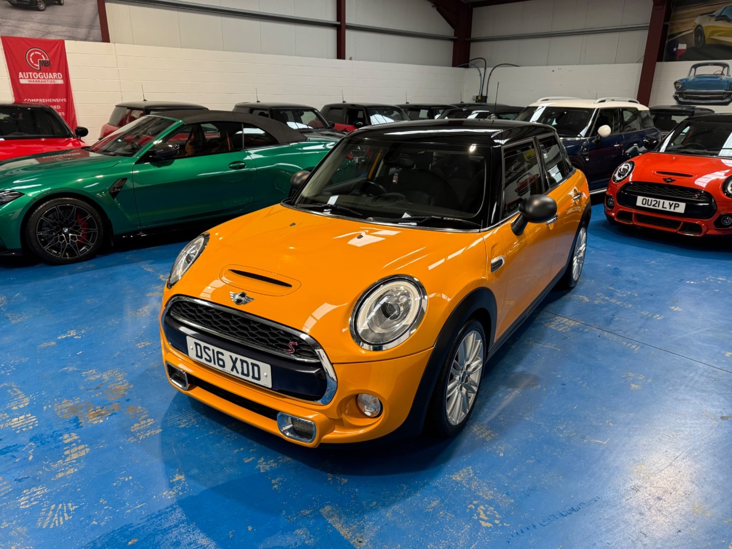 MINI Hatch Listing Image