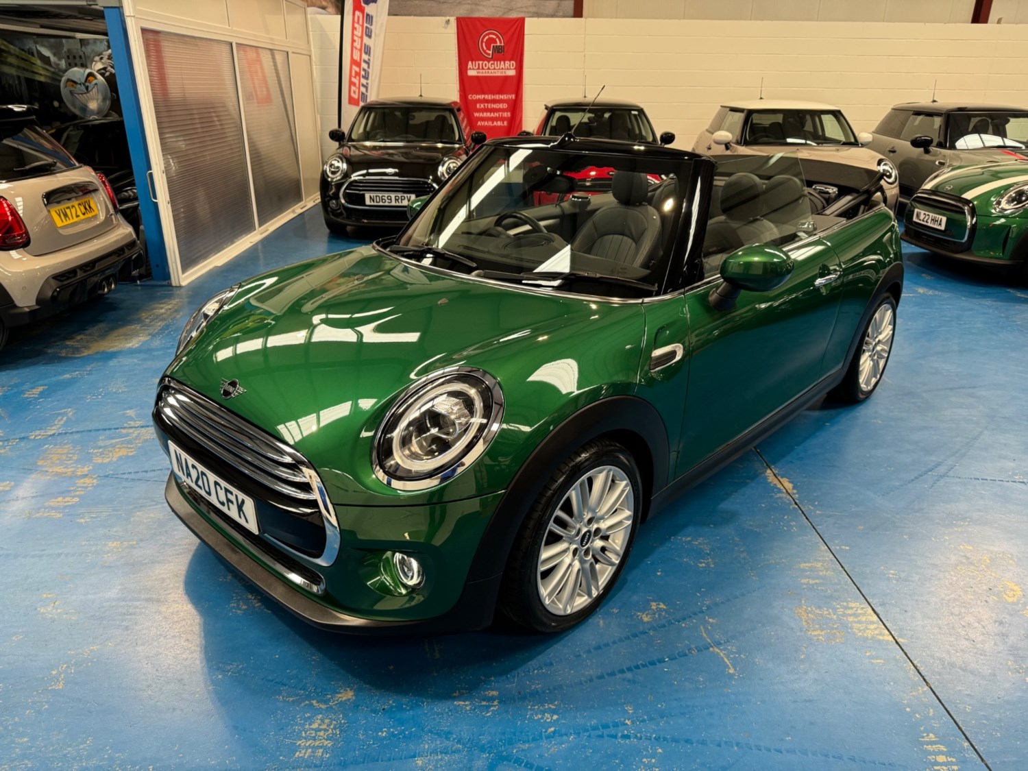 MINI Convertible Listing Image