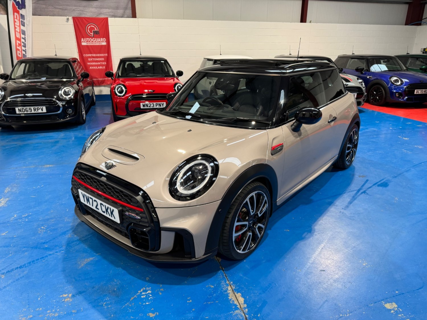 MINI Hatch Listing Image