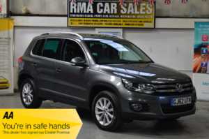 2012 62 Volkswagen Tiguan 2.0 TDi BlueMotion Tech SE 4WD Diesel Manual + ONLY 30000 MILES + ONE OWNER 5 Doors ESTATE