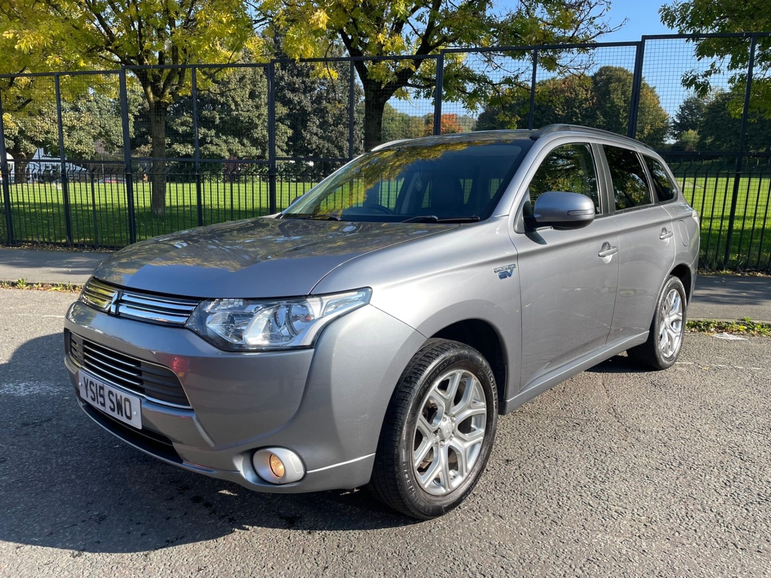 Mitsubishi Outlander Listing Image