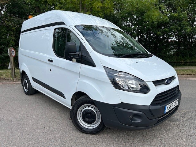 Ford Transit Custom Listing Image