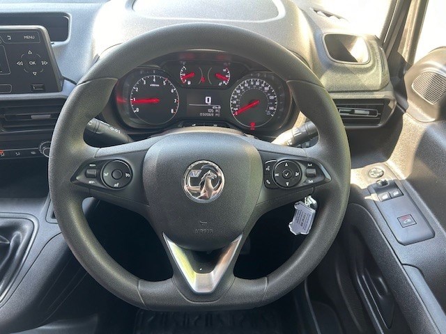 Vauxhall Combo Listing Image