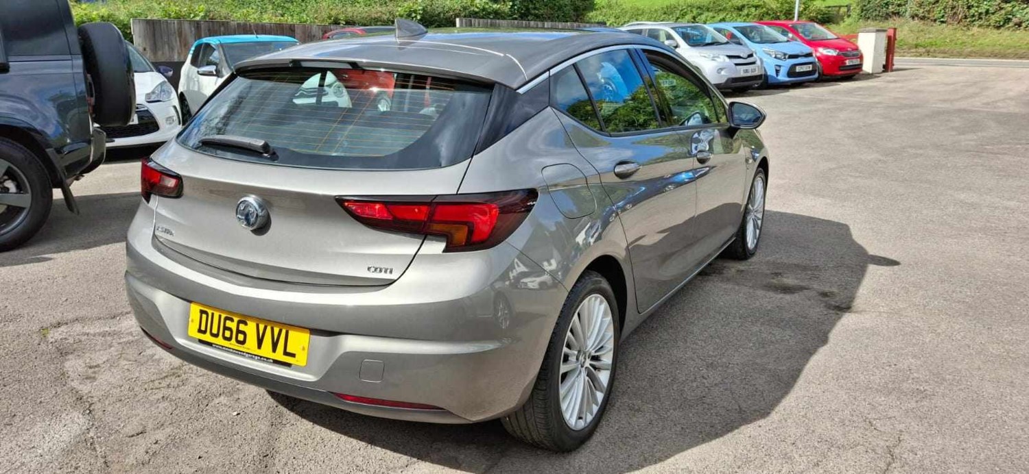 Vauxhall Astra Listing Image