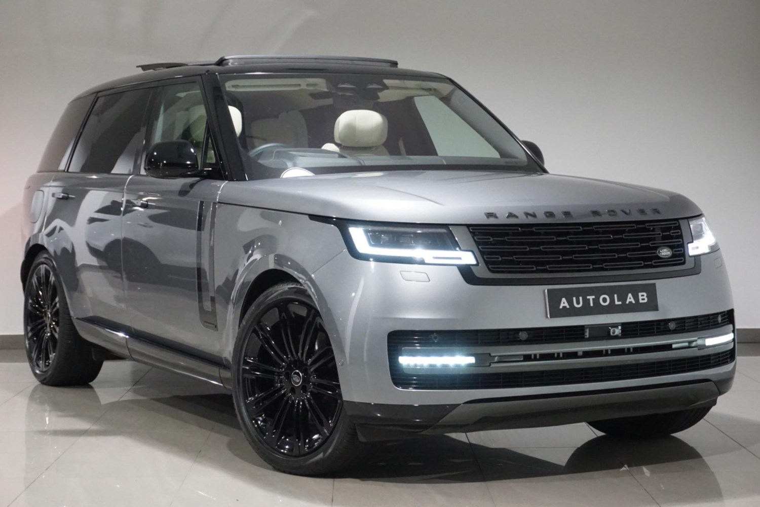 Land Rover Range Rover Listing Image