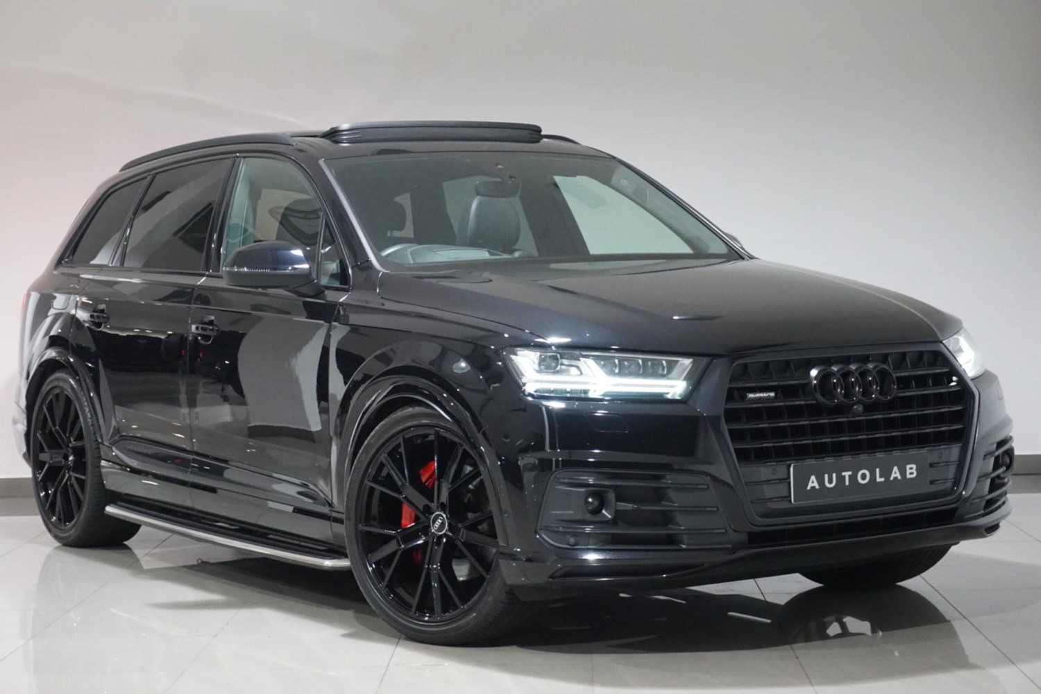 Audi Q7 Listing Image