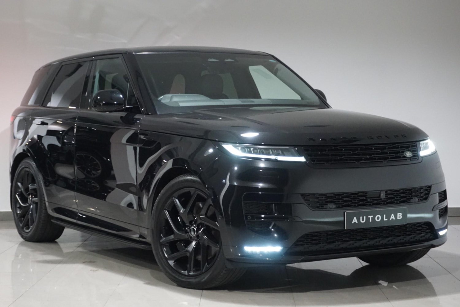 Land Rover Range Rover Sport Listing Image