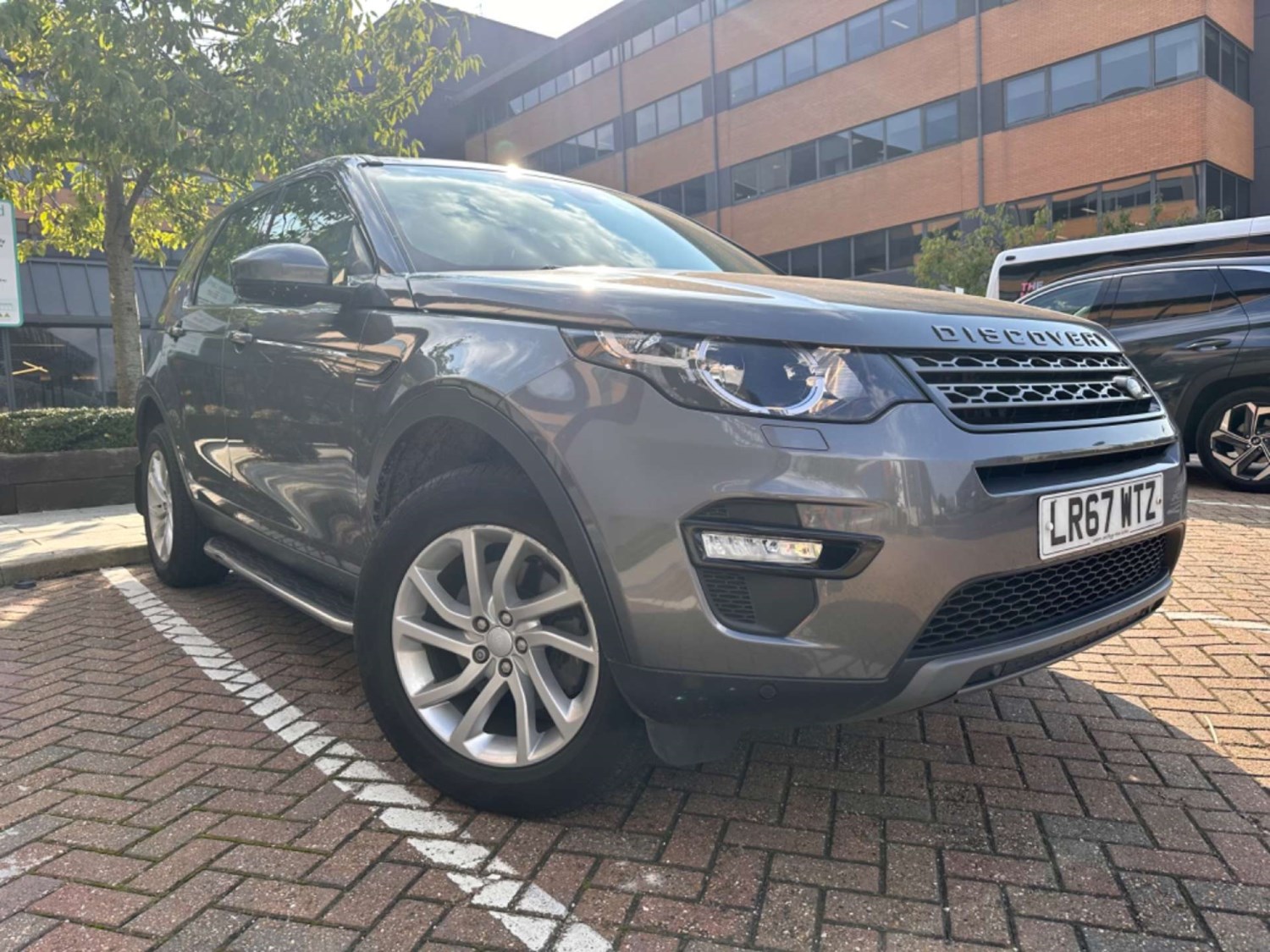 Land Rover Discovery Sport Listing Image