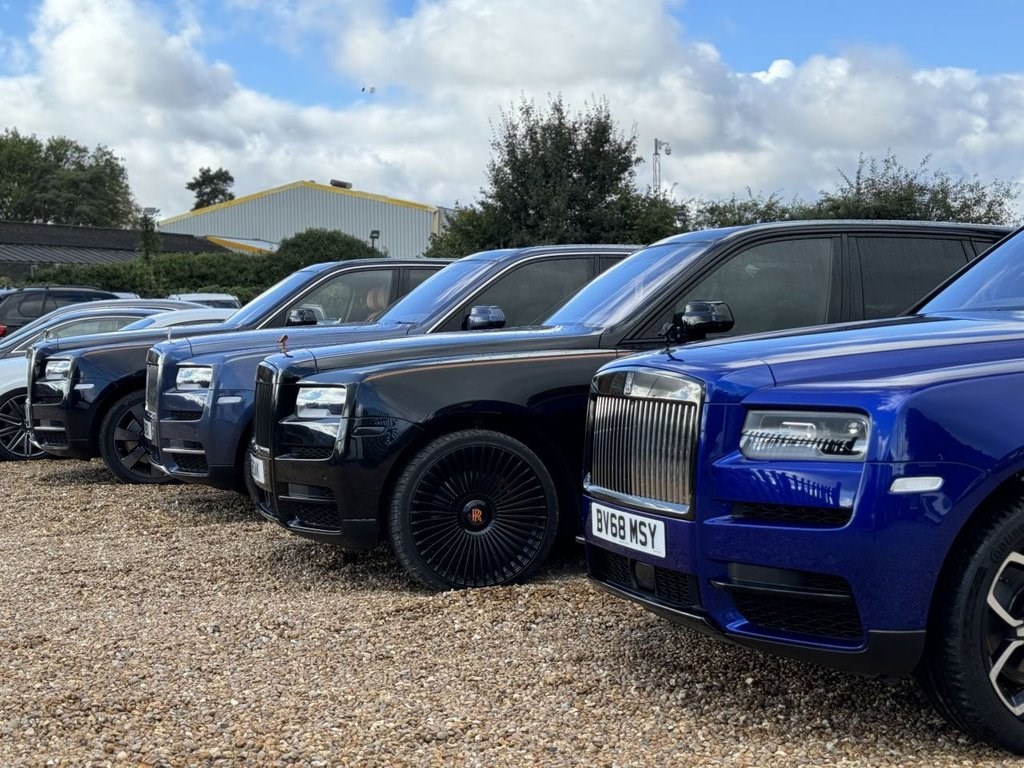 Rolls-Royce Cullinan Listing Image