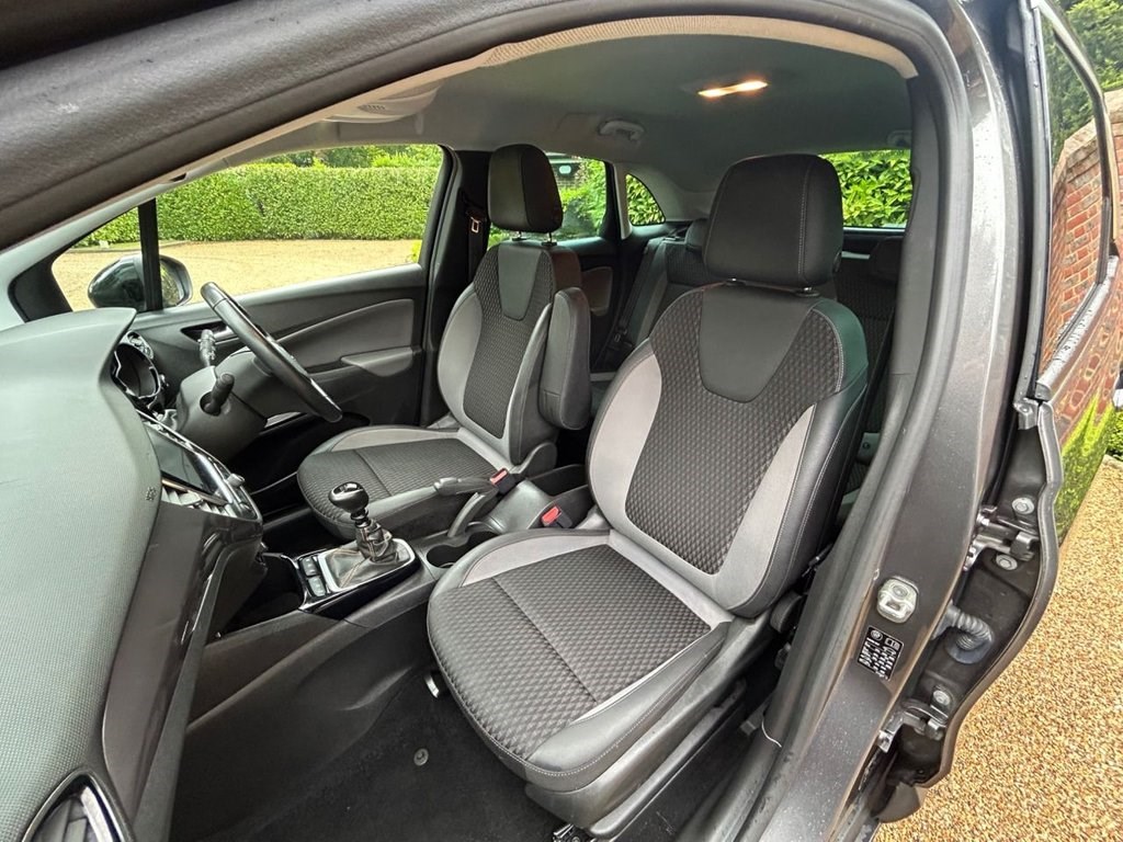 Vauxhall Crossland X Listing Image