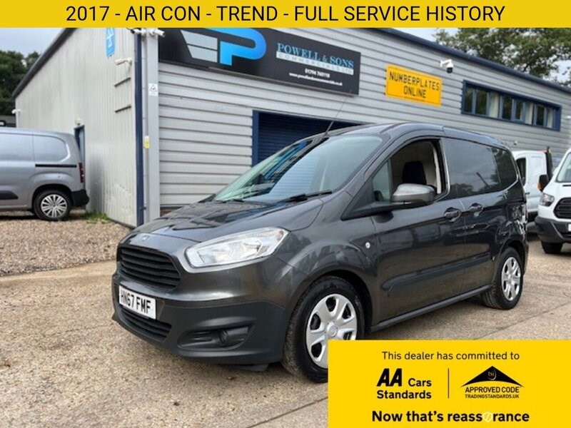 Ford Transit Courier Listing Image