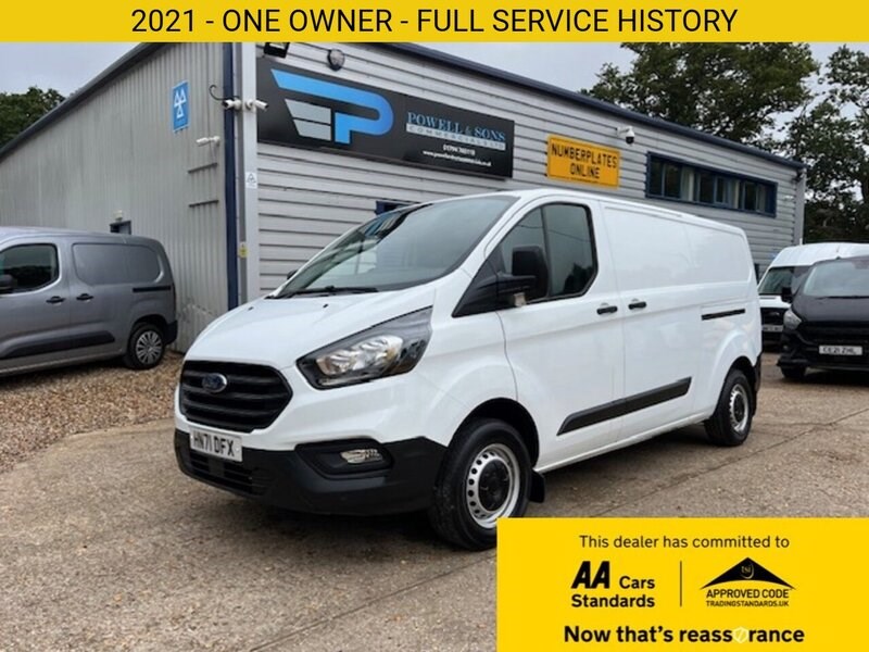 Ford Transit Custom Listing Image