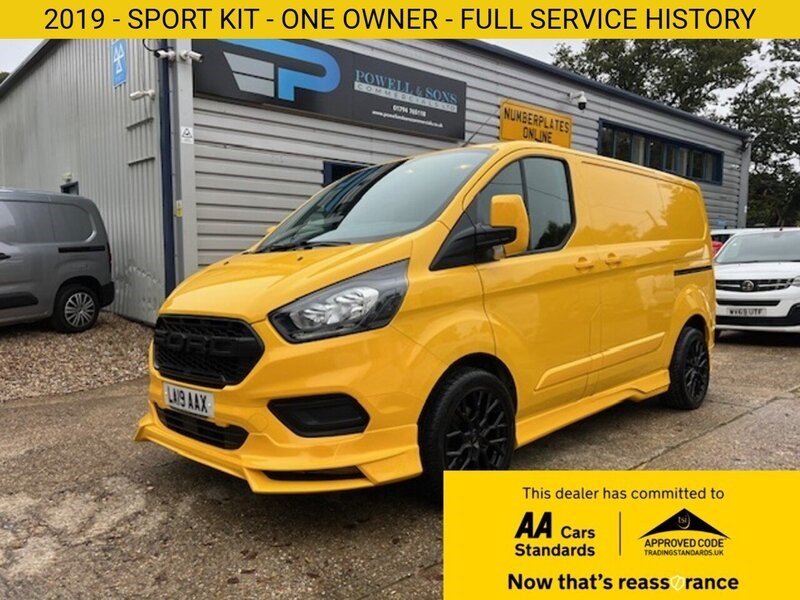 Ford Transit Custom Listing Image