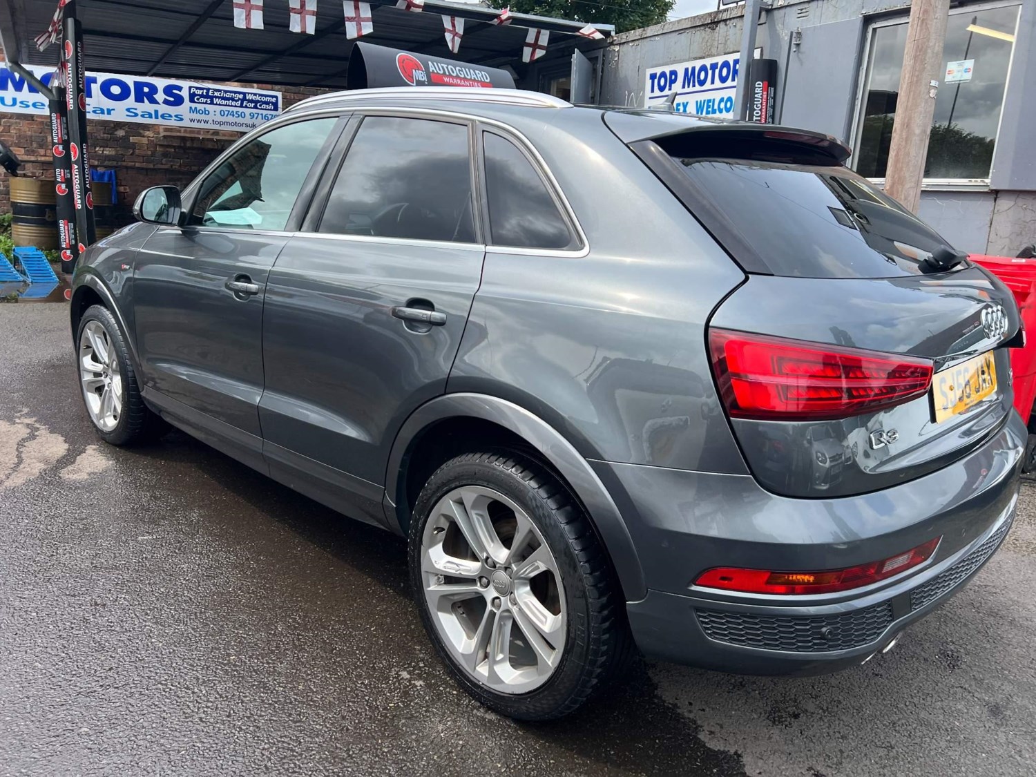 Audi Q3 Listing Image