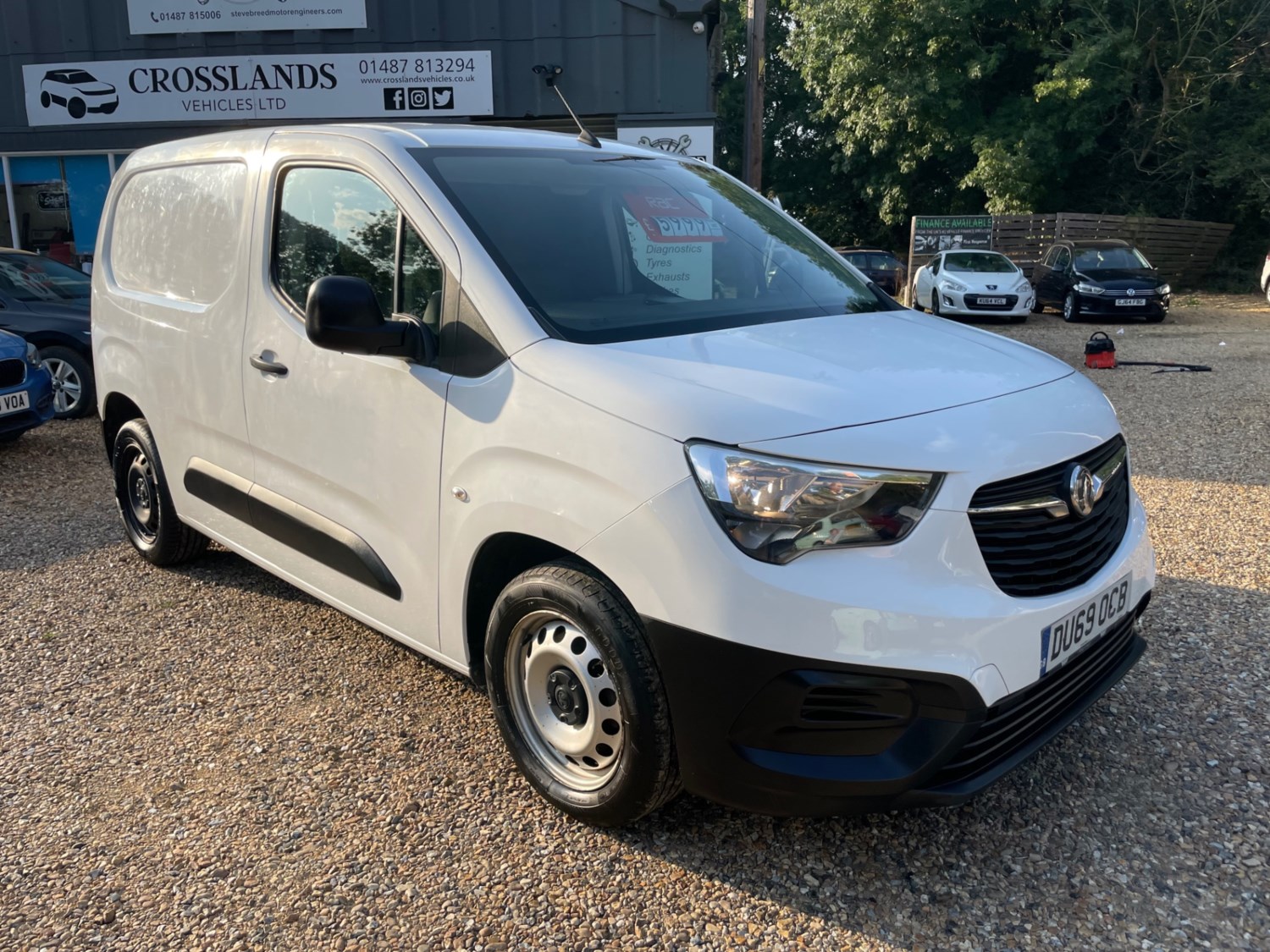 Vauxhall Combo Listing Image