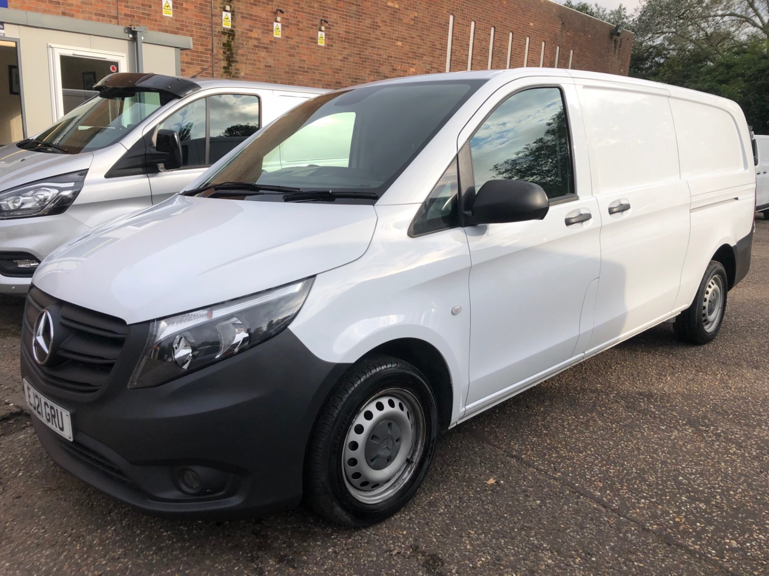 Mercedes-Benz Vito Listing Image