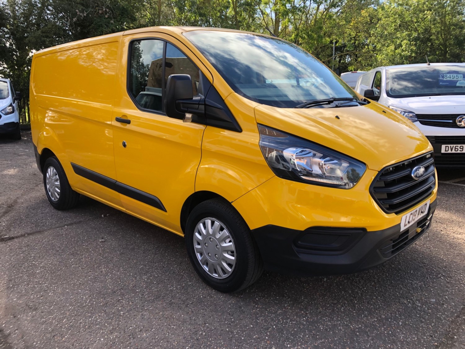 Ford Transit Custom Listing Image