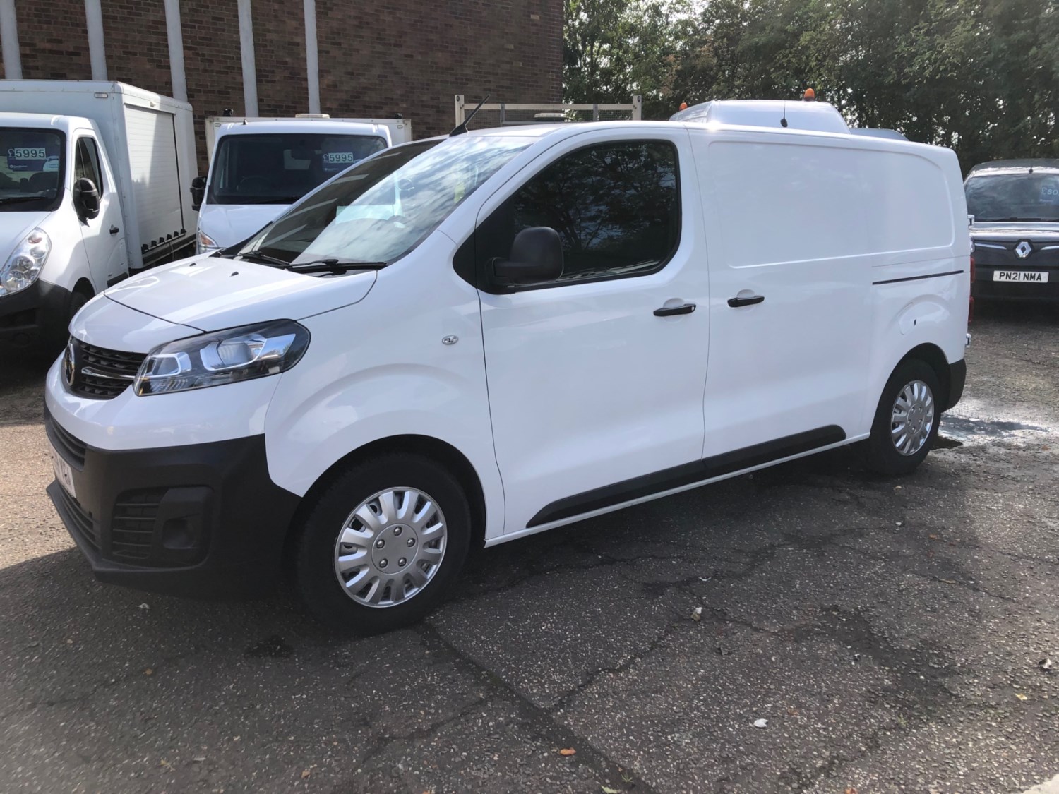 Vauxhall Vivaro Listing Image