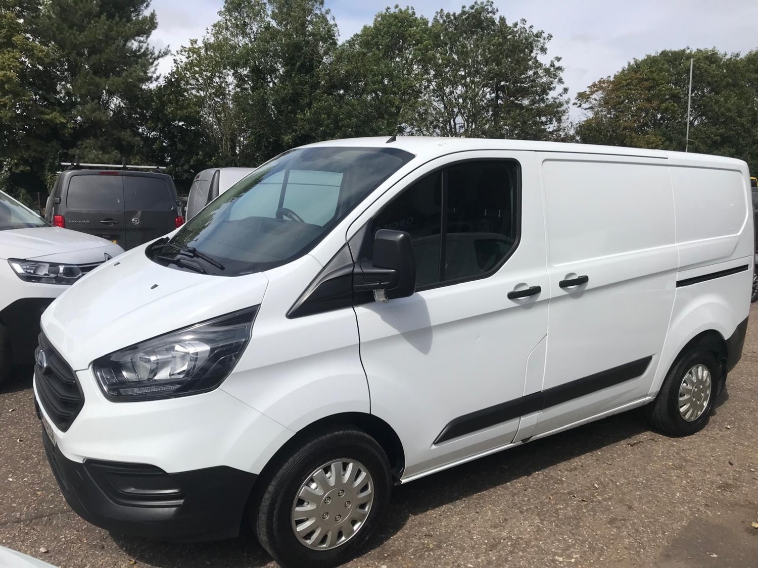 Ford Transit Custom Listing Image