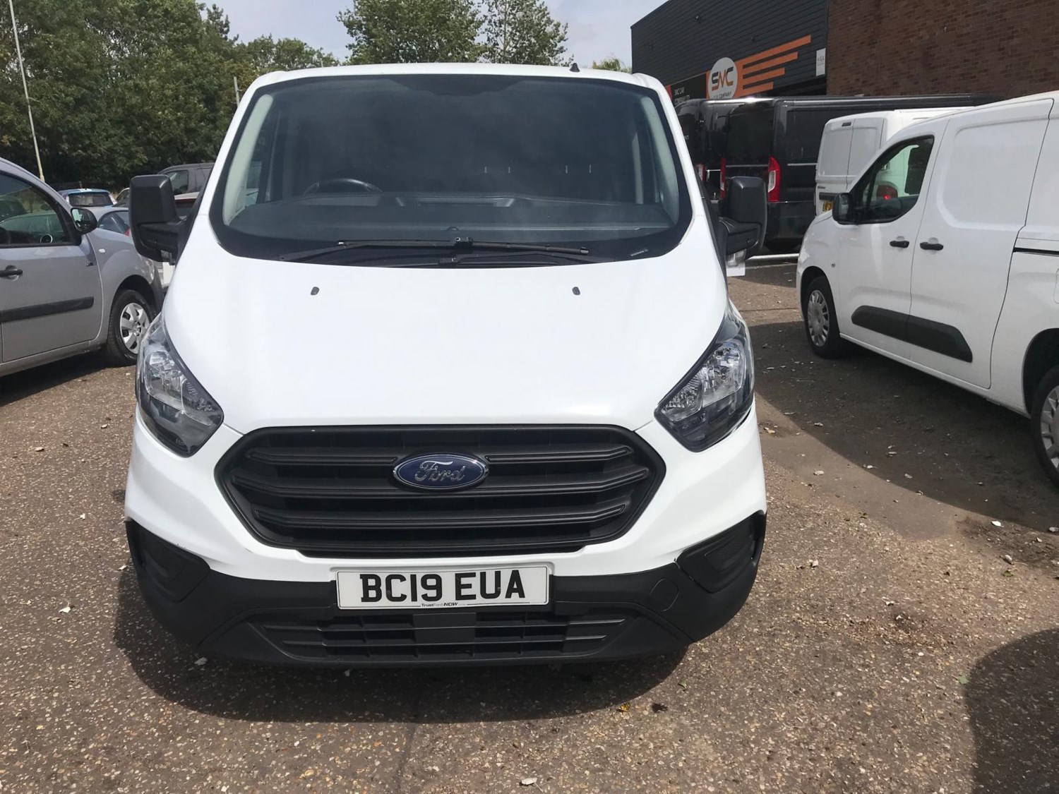 Ford Transit Custom Listing Image