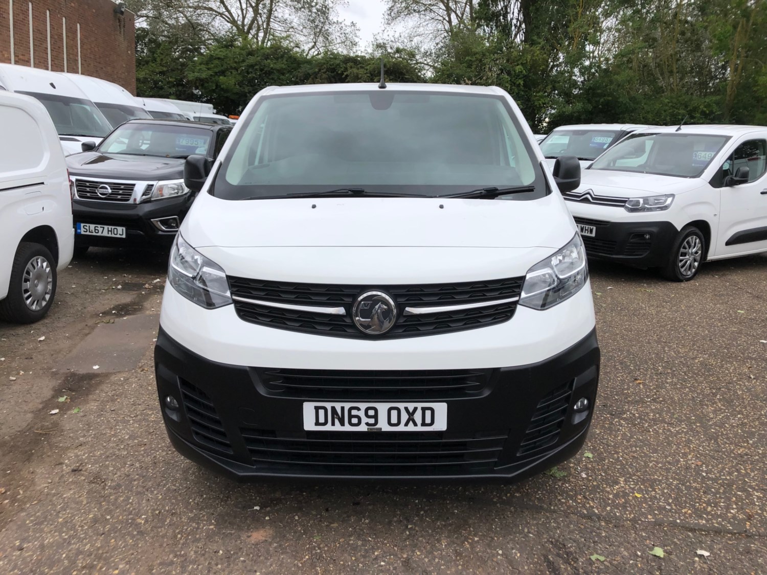 Vauxhall Vivaro Listing Image