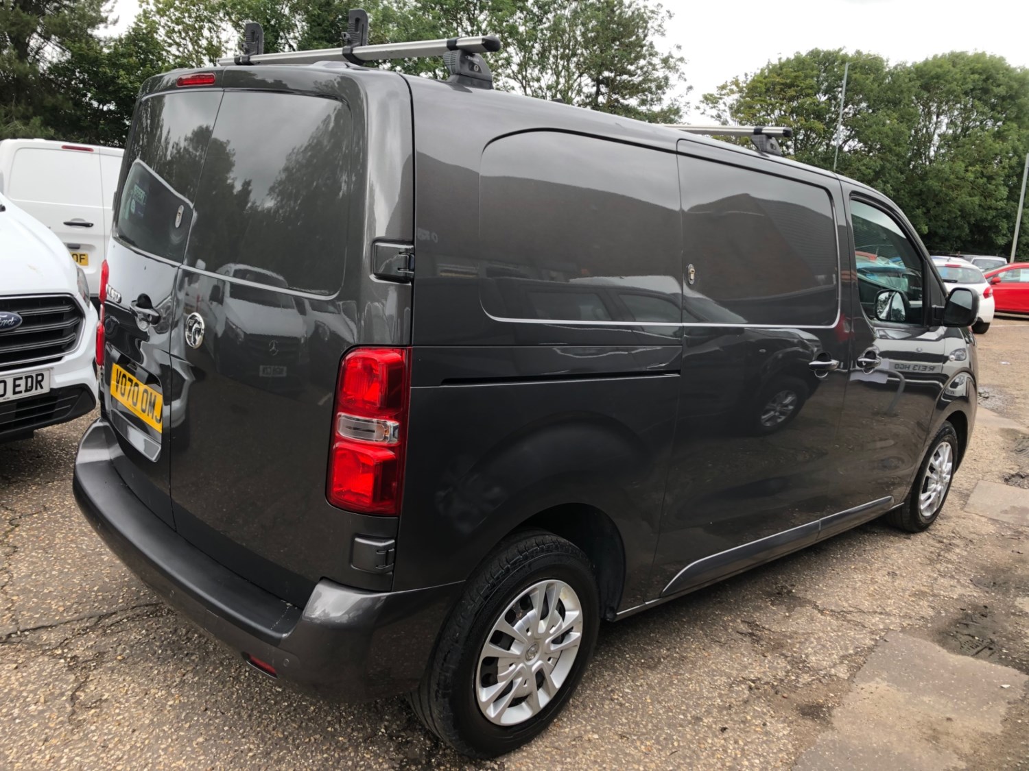 Vauxhall Vivaro Listing Image