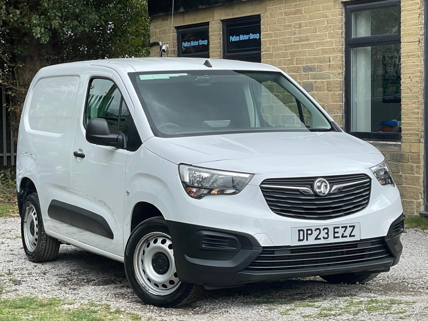 Vauxhall Combo Listing Image