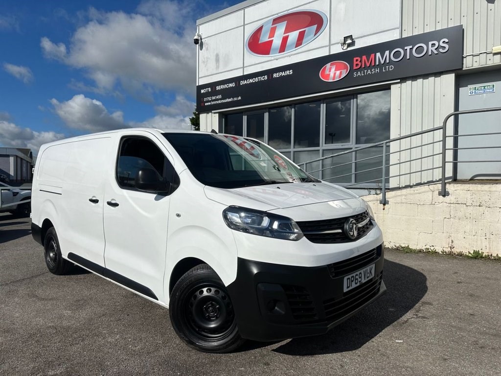 Vauxhall Vivaro Listing Image