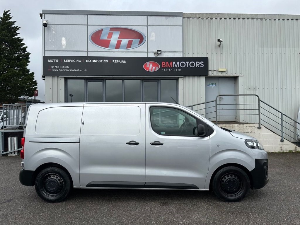 Citroen Dispatch Listing Image