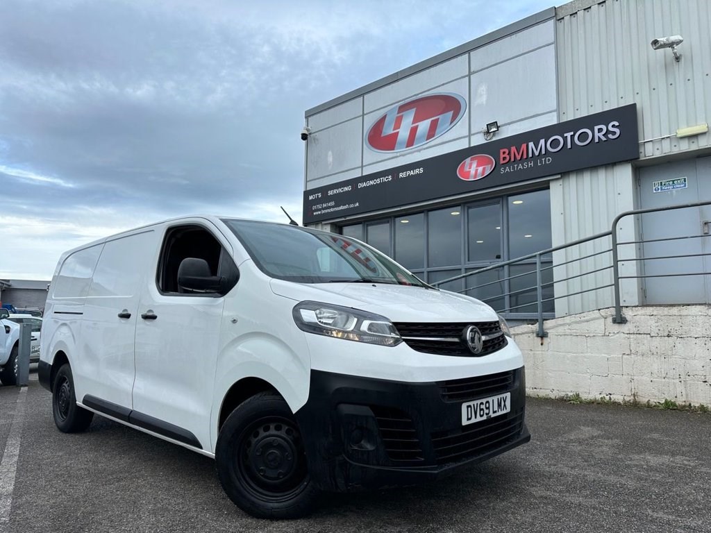 Vauxhall Vivaro Listing Image