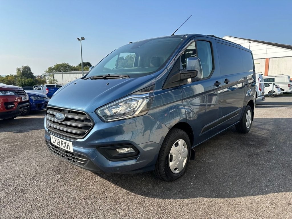 Ford Transit Custom Listing Image