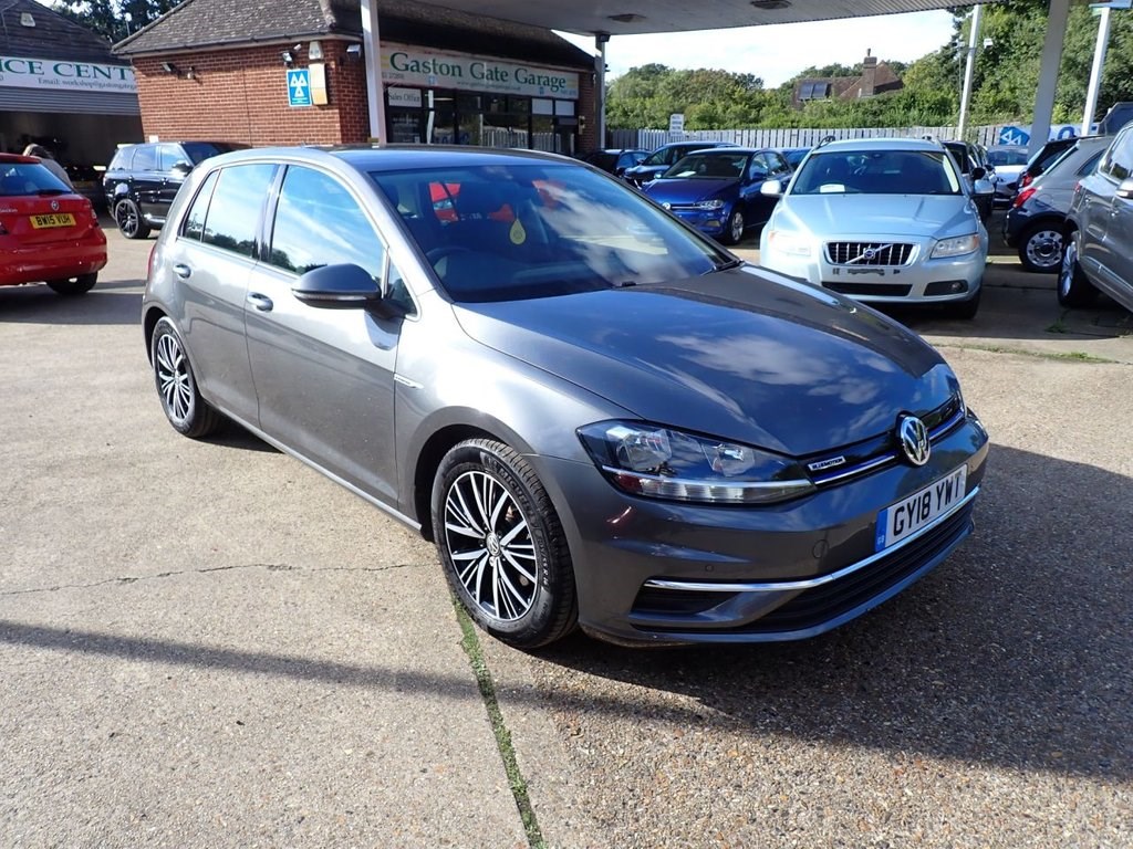 Volkswagen Golf Listing Image