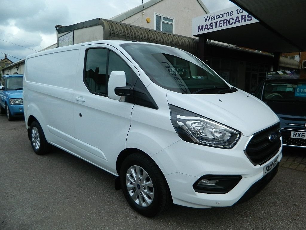 Ford Transit Custom Listing Image