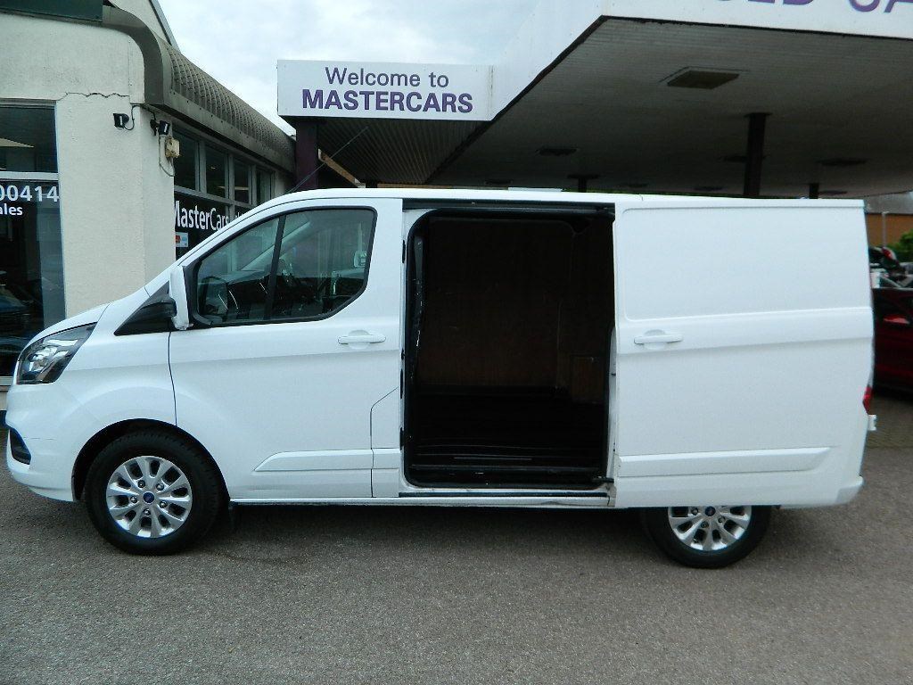 Ford Transit Custom Listing Image