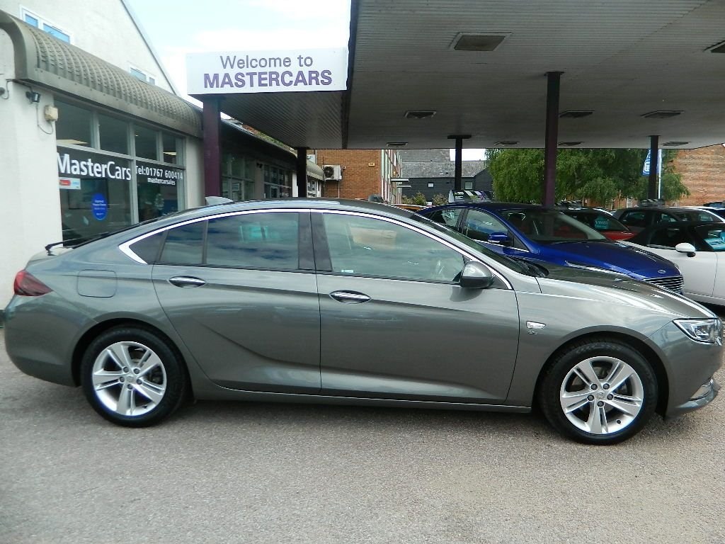 Vauxhall Insignia Listing Image