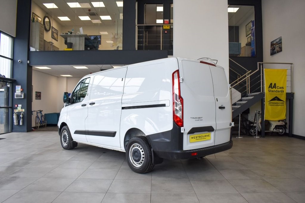 Ford Transit Custom Listing Image