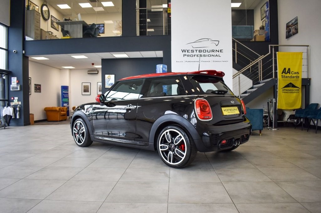 MINI Hatch Listing Image