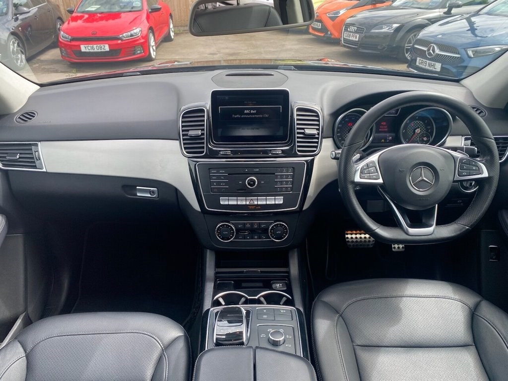 Mercedes-Benz GLE Listing Image