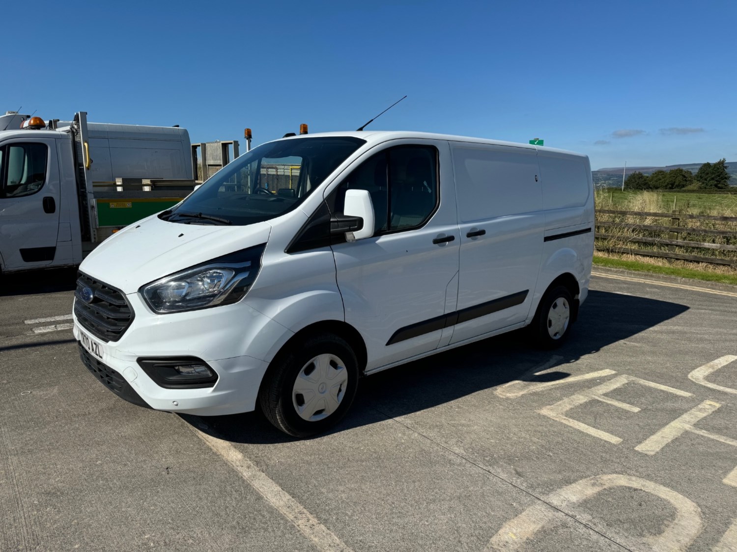 Ford Transit Custom Listing Image