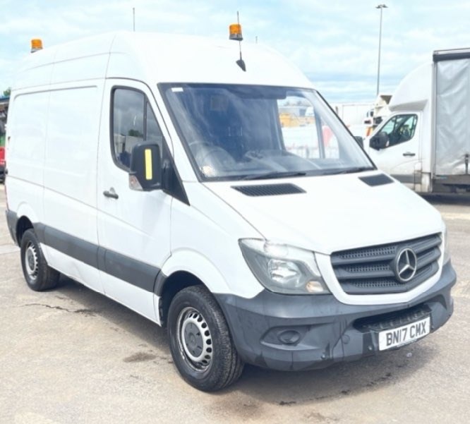 Mercedes-Benz Sprinter Listing Image