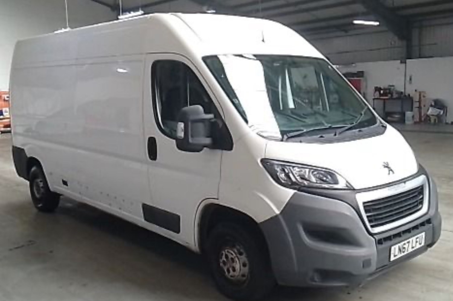 Peugeot Boxer Listing Image