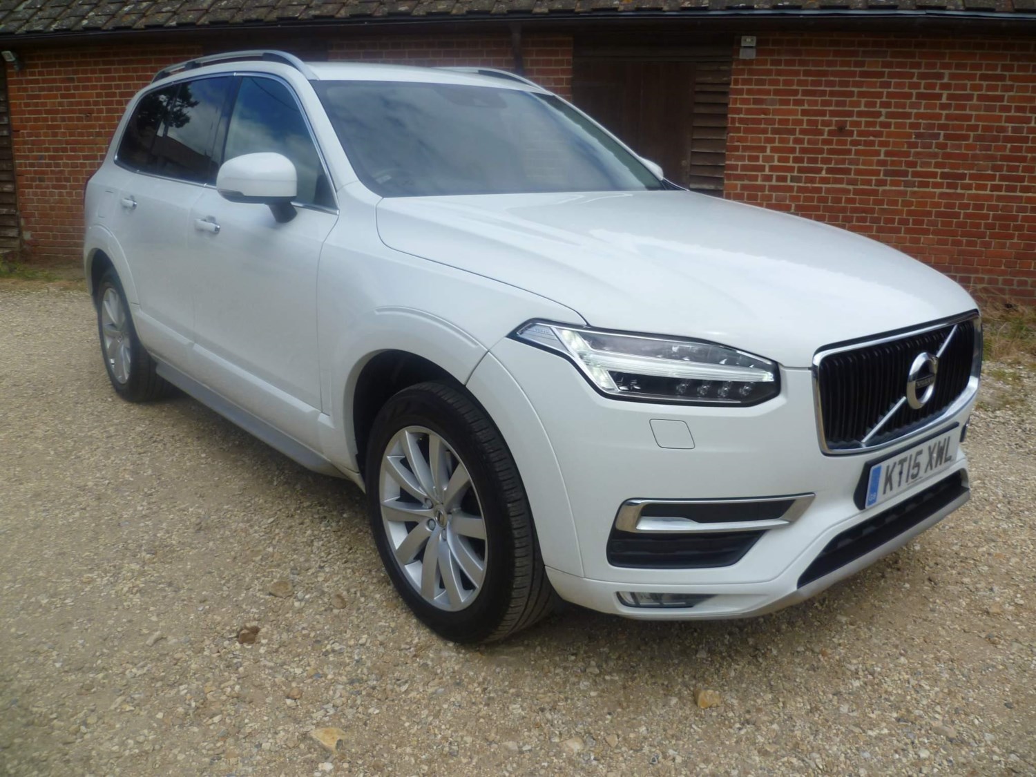 Volvo XC90 Listing Image