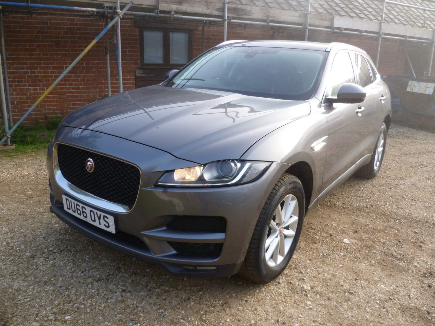 Jaguar F-PACE Listing Image