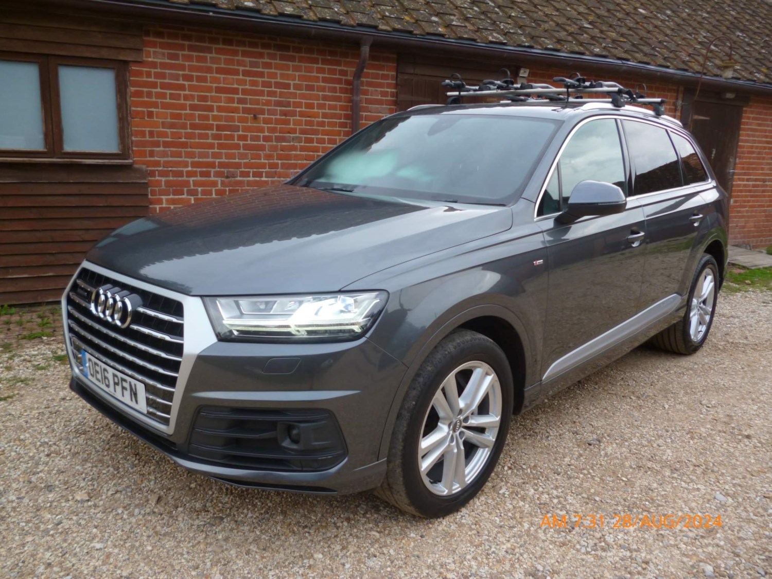 Audi Q7 Listing Image