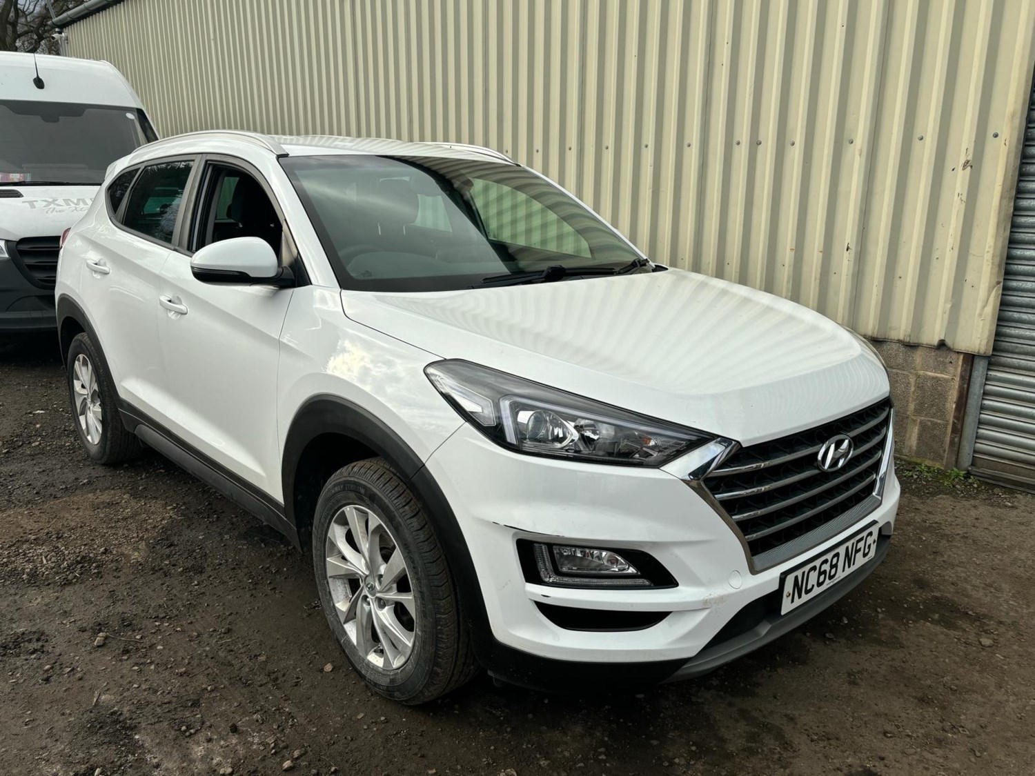 Hyundai TUCSON Listing Image