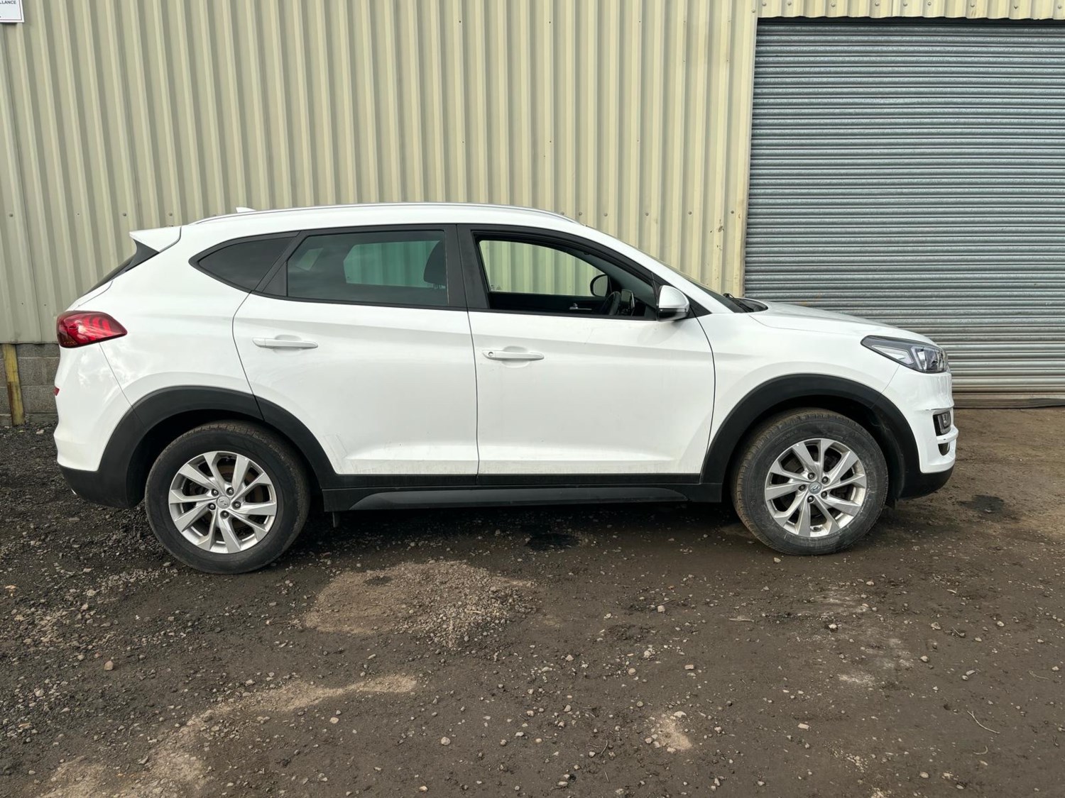 Hyundai TUCSON Listing Image