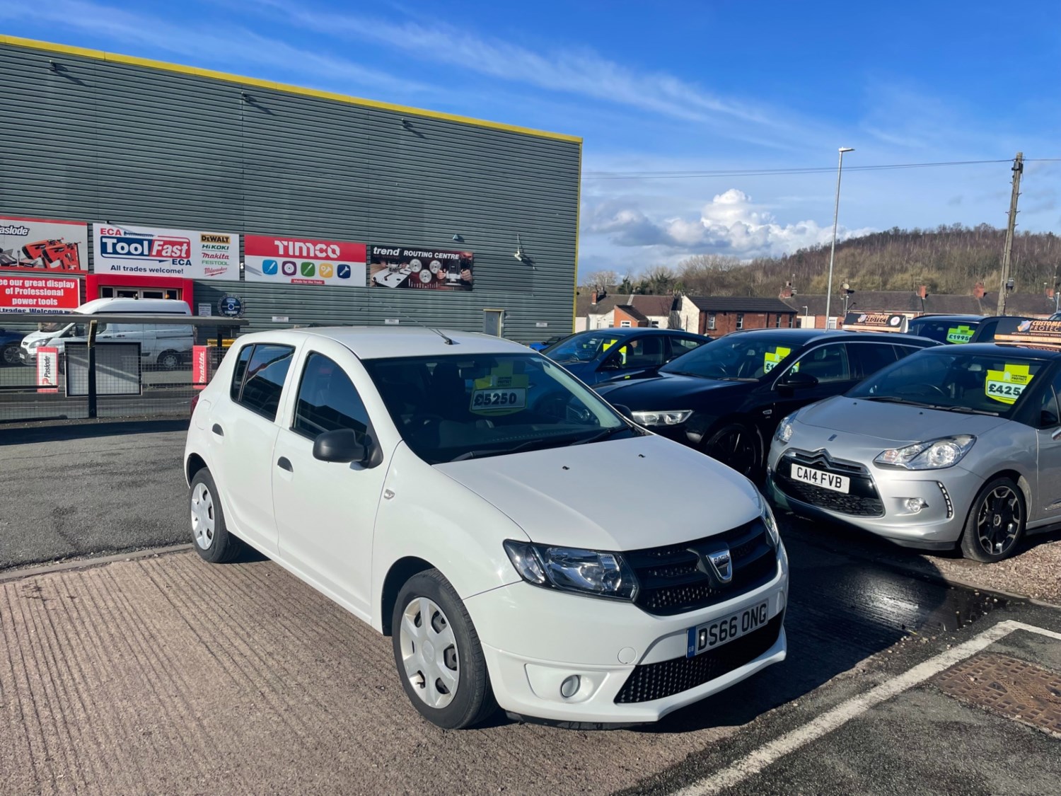 Dacia Sandero Listing Image